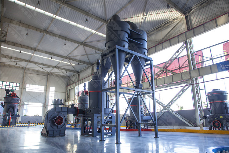 石灰石雷蒙磨粉机的出料细度、每小时产量多少